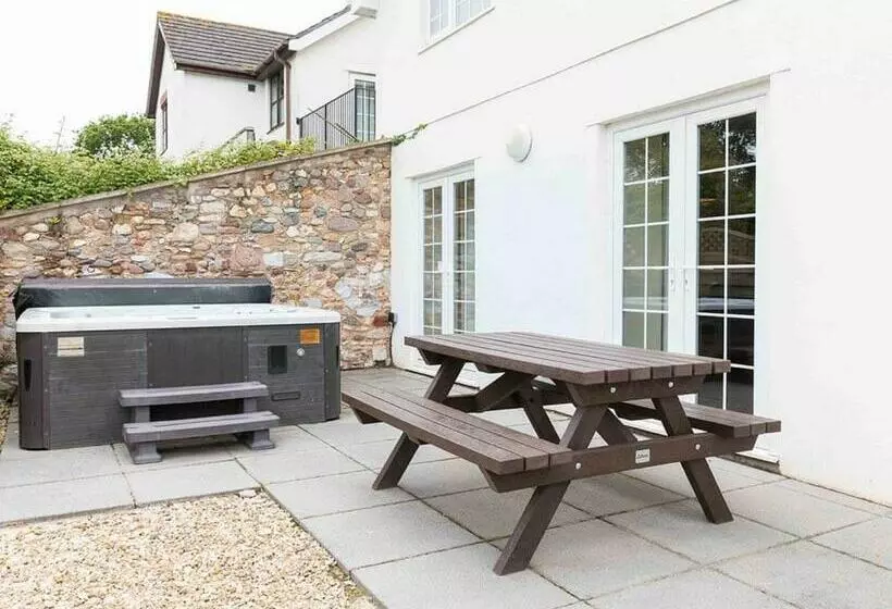 リゾートホテル Oakcliff Cottages