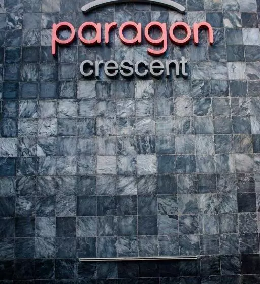 Urban Oasis Apartments At Paragon