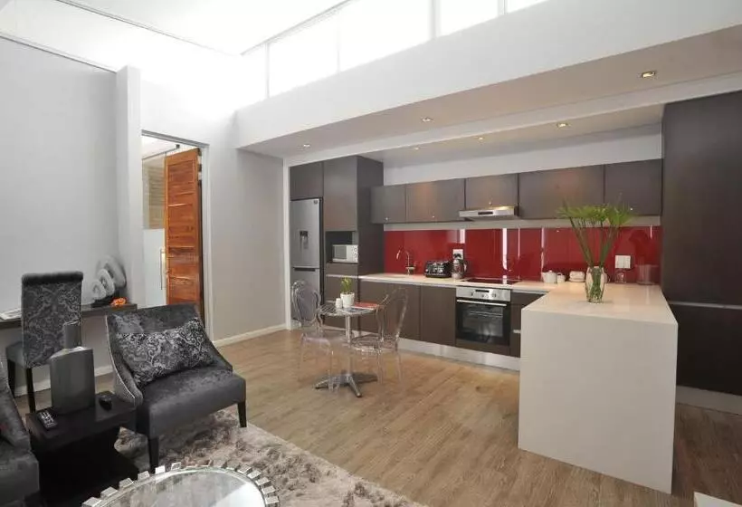 Urban Oasis Apartments At Paragon