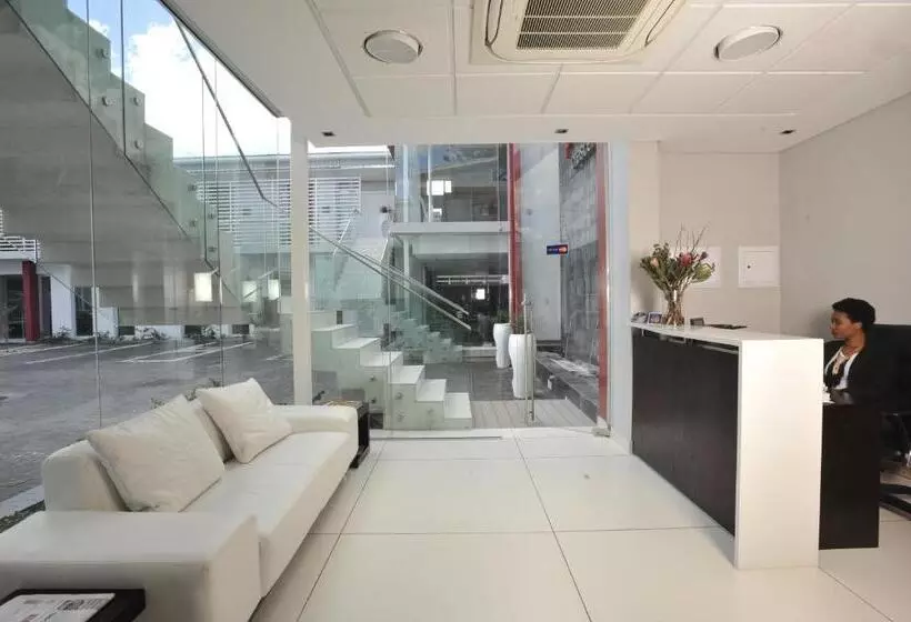 Urban Oasis Apartments At Paragon