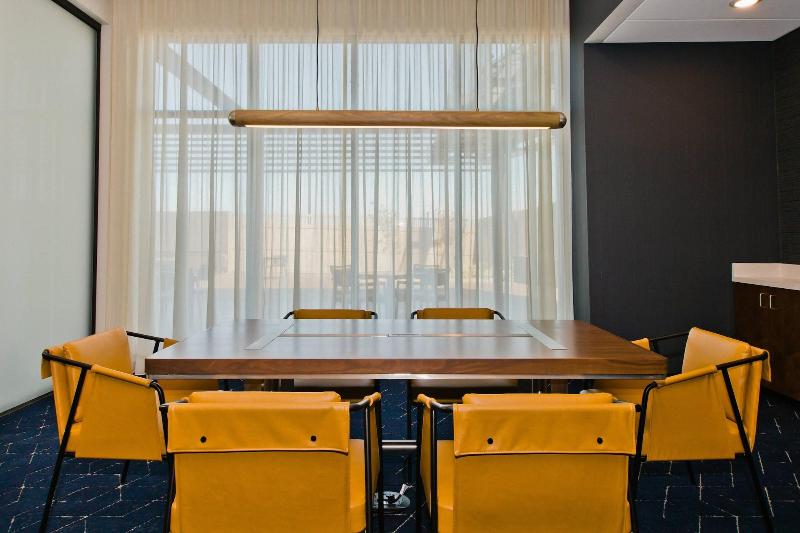 فندق Courtyard By Marriott Rapid City