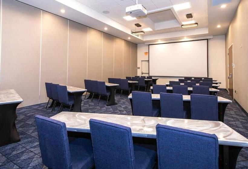 فندق Courtyard By Marriott Rapid City