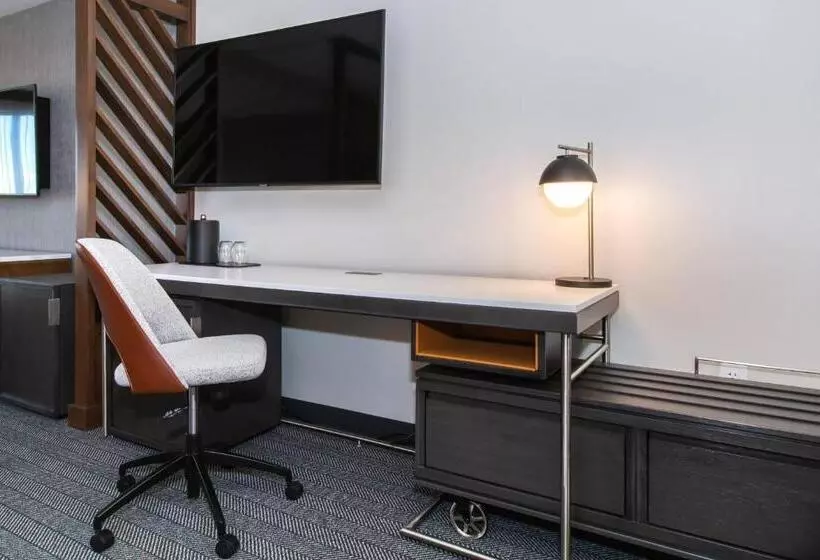 هتل Courtyard By Marriott Rapid City