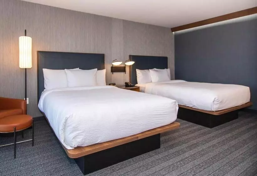 هتل Courtyard By Marriott Rapid City
