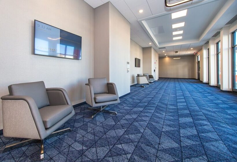 فندق Courtyard By Marriott Rapid City