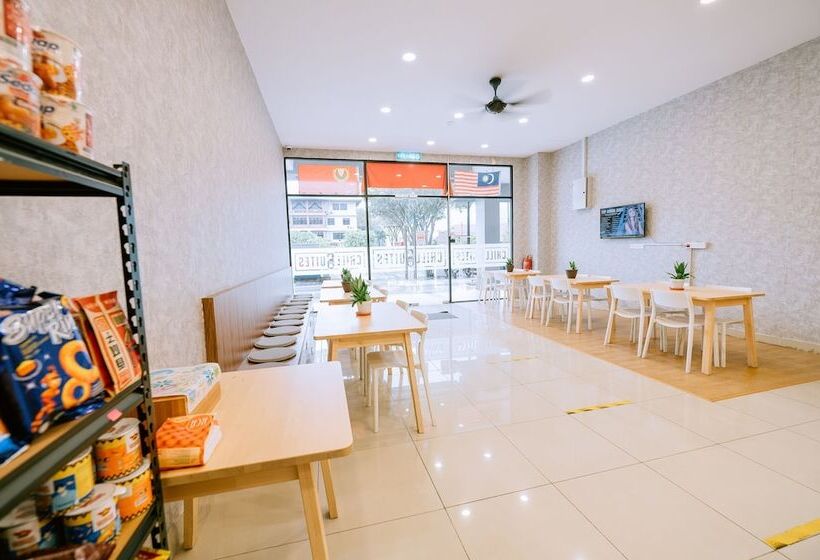 هتل Chill Suites Langkawi