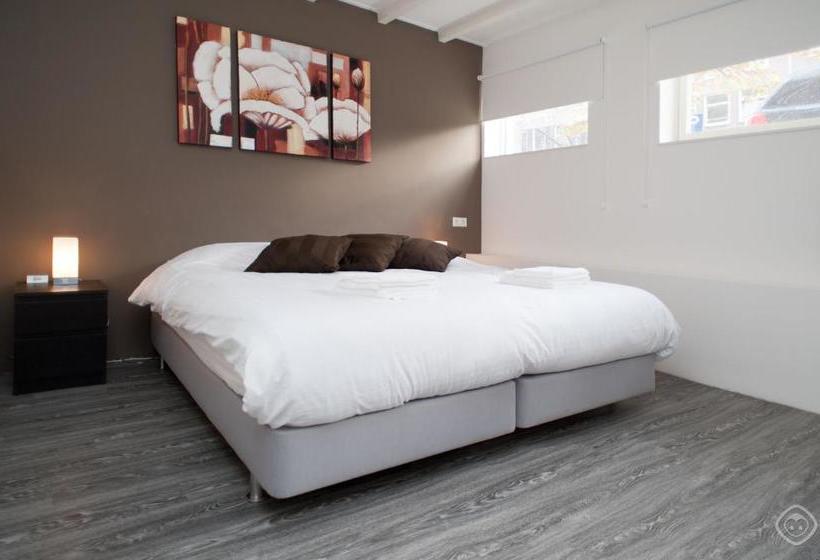 ベッドアンドブレックファースト Lijnbaan Canal View Apartment