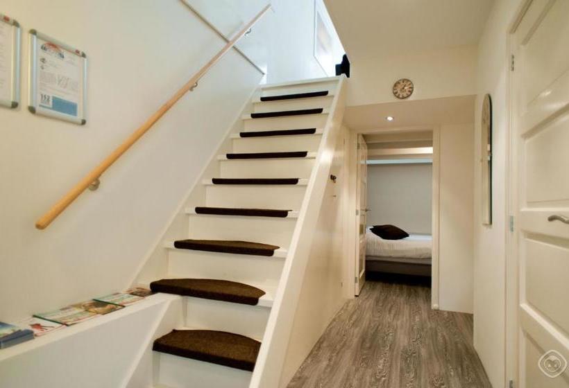 ベッドアンドブレックファースト Lijnbaan Canal View Apartment