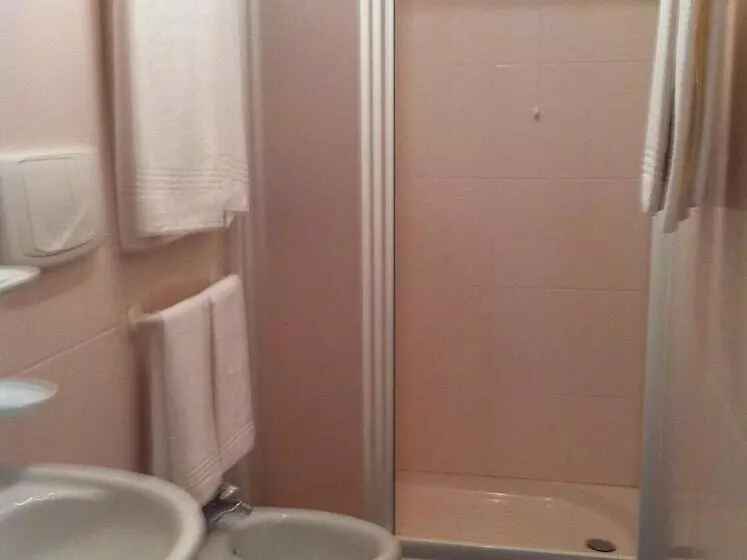 בית מלון כפרי Albergo Centrale