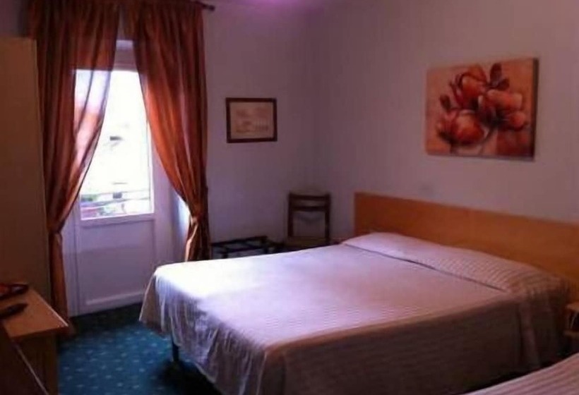 בית מלון כפרי Albergo Centrale