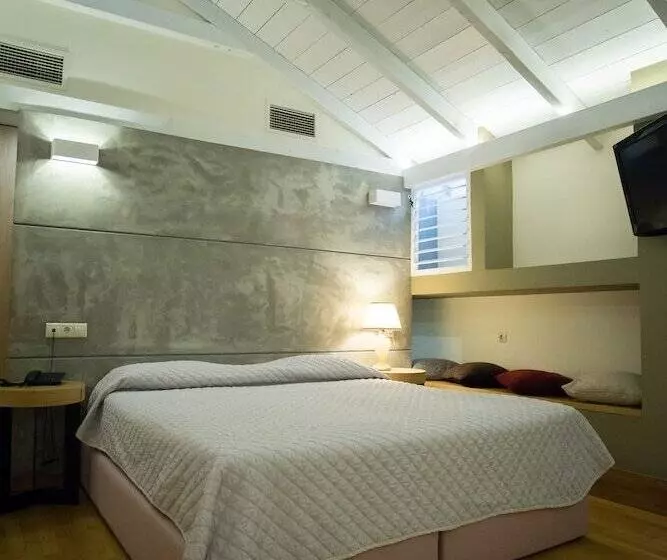 Отель Byzantino