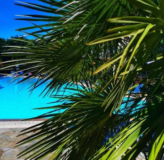 호텔 Corfu Hellinis