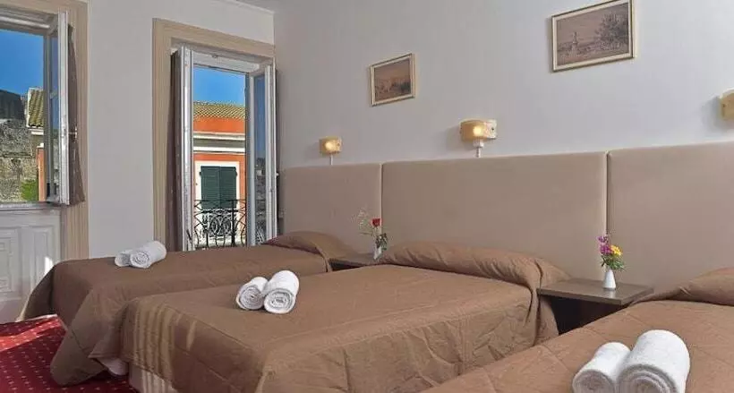 ホテル Konstantinoupolis