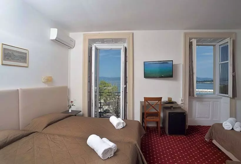 ホテル Konstantinoupolis