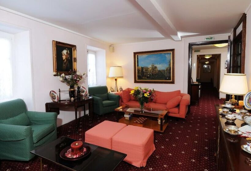 هتل Konstantinoupolis