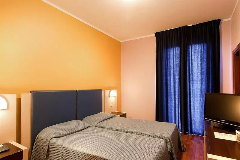 هتل Leonardo Da Vinci