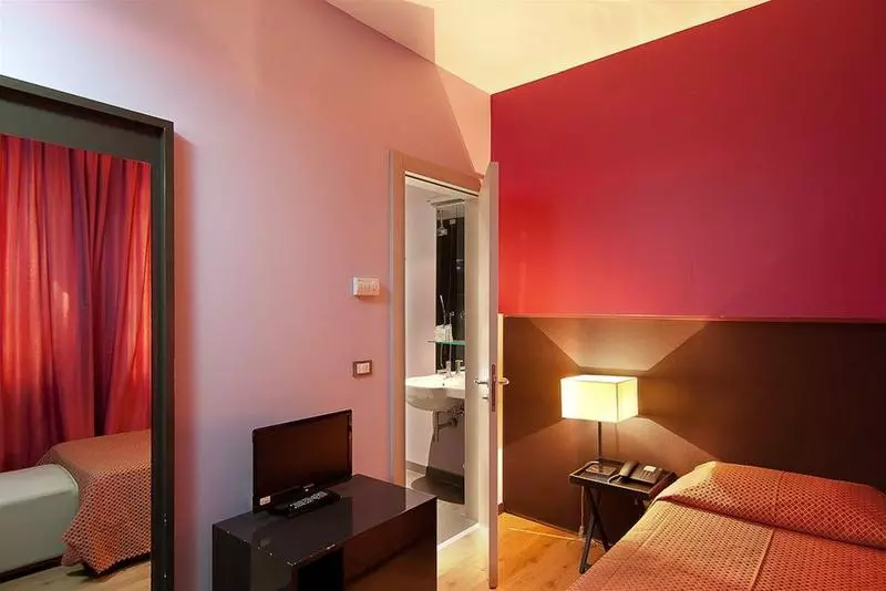 هتل Leonardo Da Vinci