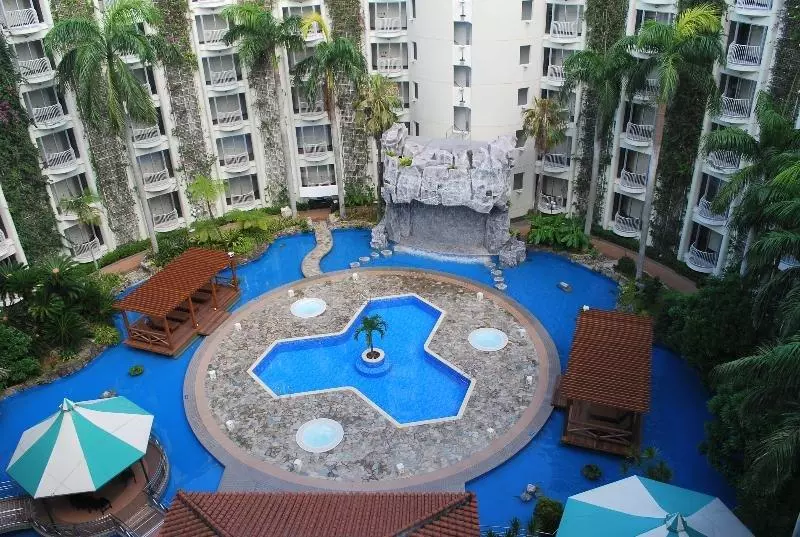 호텔 Okinawa Kariyushi Beach Resort Ocean Spa