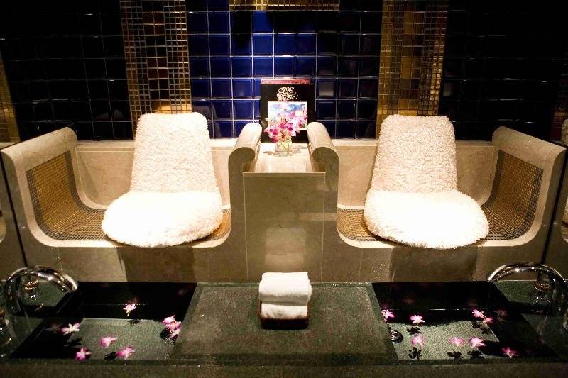 هتل Okinawa Kariyushi Beach Resort Ocean Spa