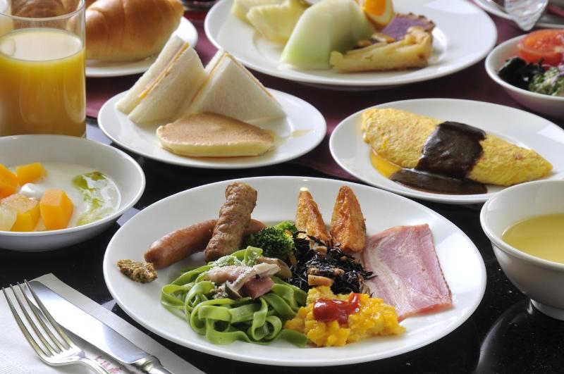 هتل Okinawa Kariyushi Beach Resort Ocean Spa