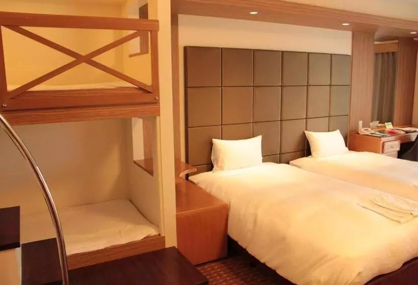 호텔 Okinawa Kariyushi Beach Resort Ocean Spa