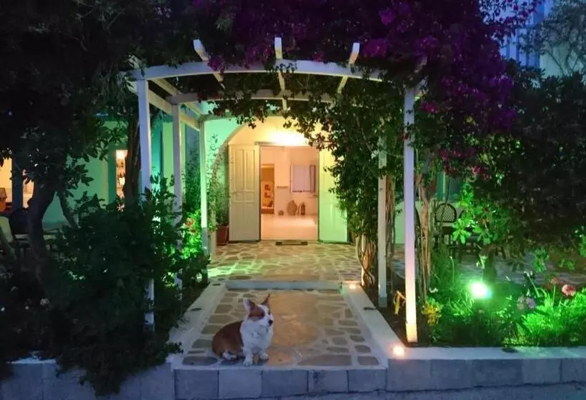 בית מלון כפרי Panorama Paros