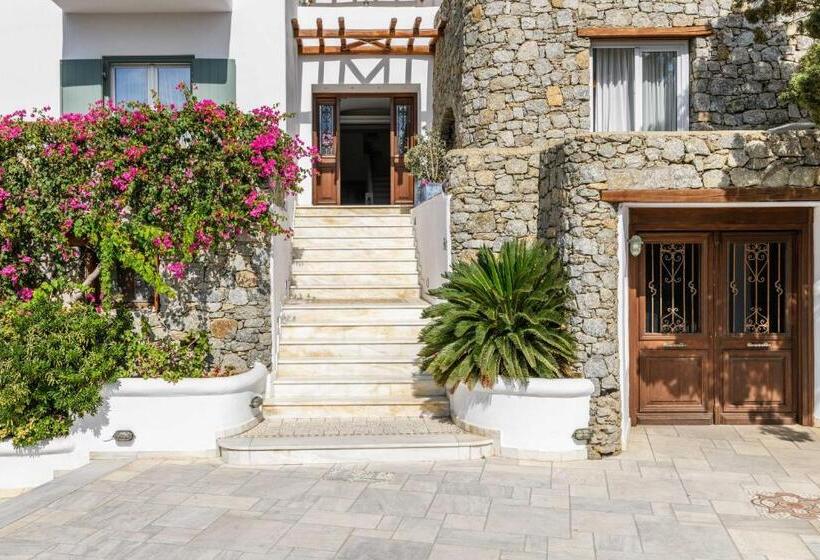 فندق Pelican Bay