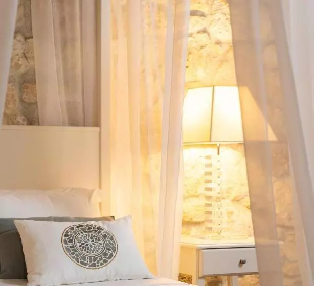 Отель Petrino Eco Village