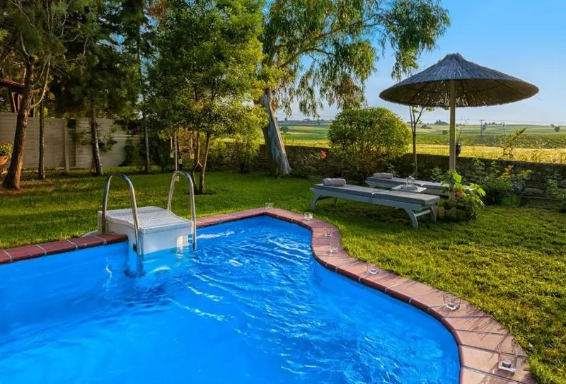 Отель Petrino Eco Village