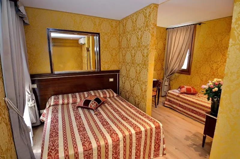 هتل Residenza Goldoni