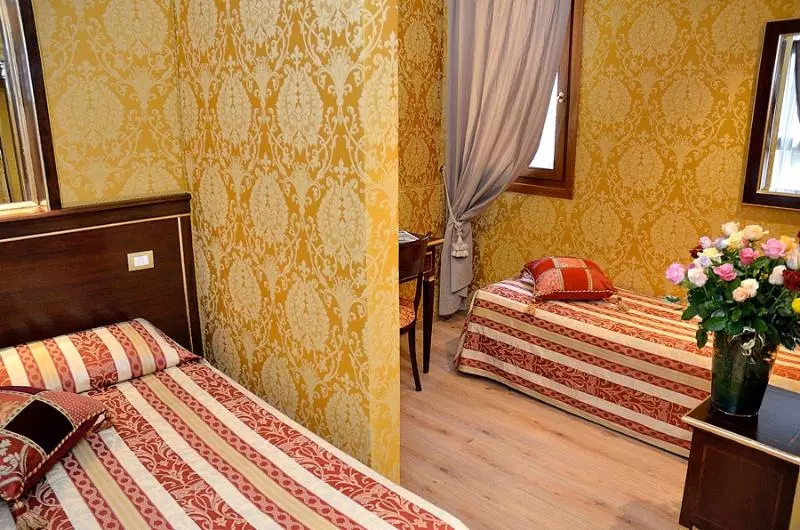 هتل Residenza Goldoni