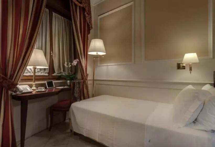 هتل Residenza Paolo Vi