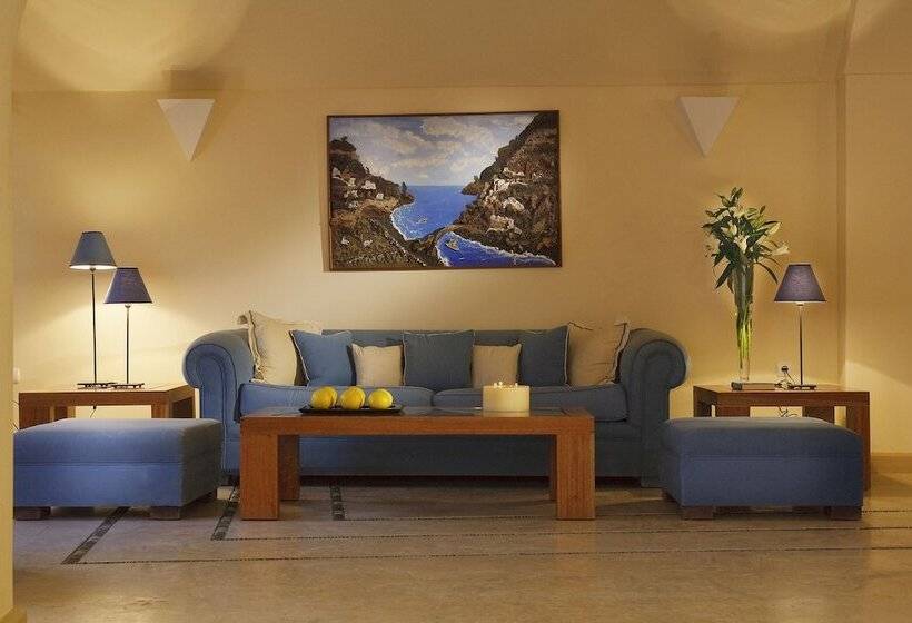 هتل Tamarix Del Mar Suites