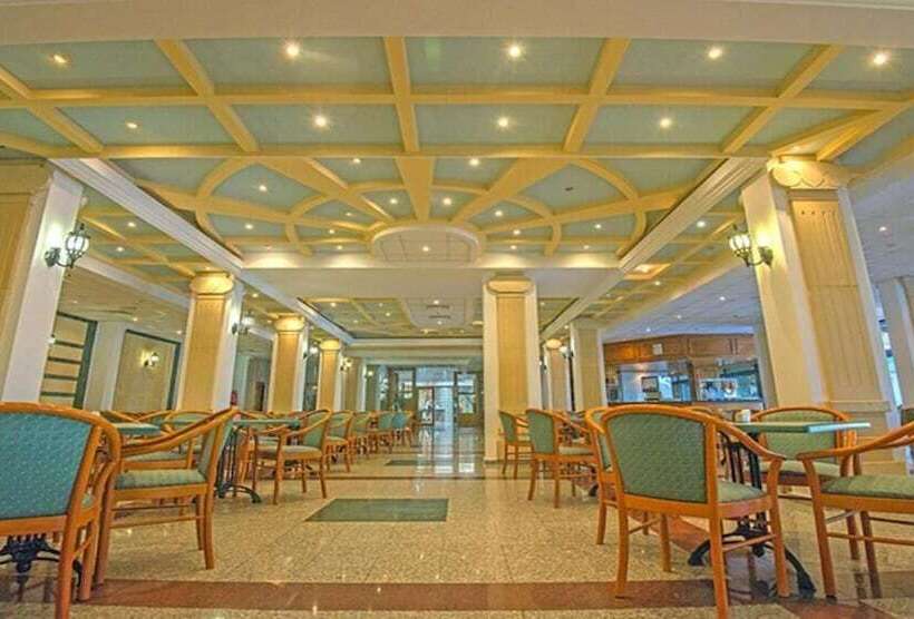 Hotel Tsokkos Gardens