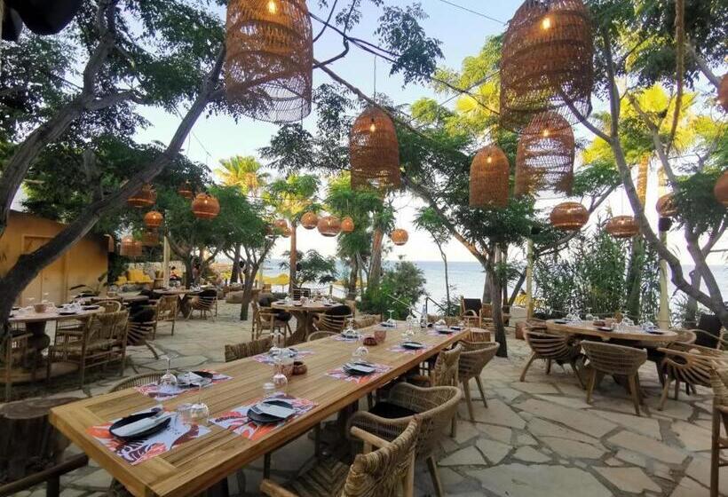 Hotel Tsokkos Gardens