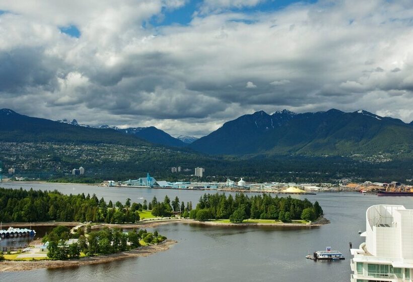 هتل Vancouver Marriott Pinnacle Downtown