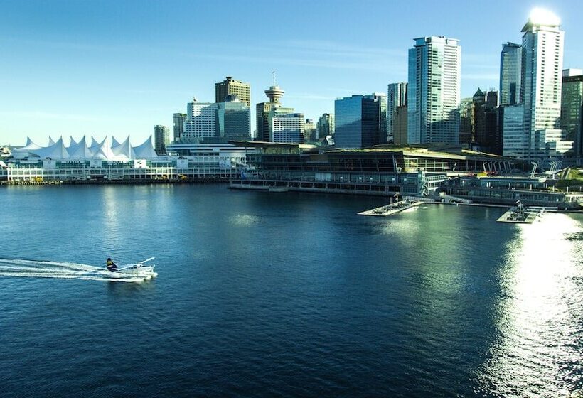 هتل Vancouver Marriott Pinnacle Downtown