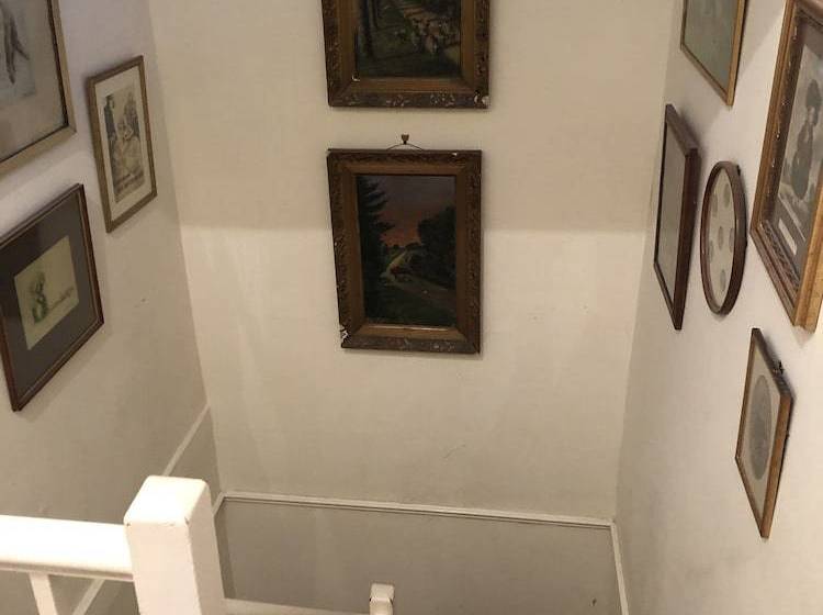 Резиденция Kynsham House