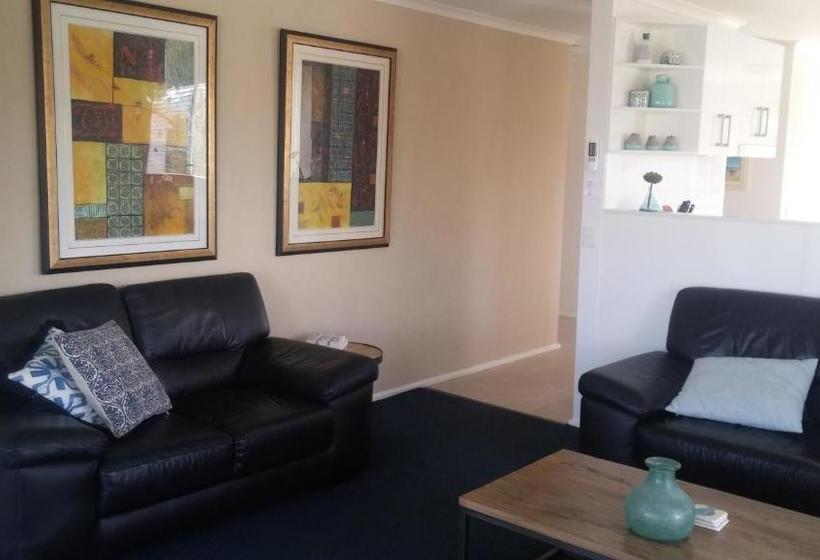 酒店 Apollo Luxury Apartments