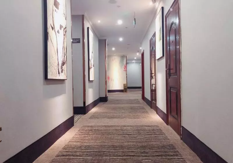 Hotelli Greentree Inn Maanshan Hunan West Road Gold Eagle Express