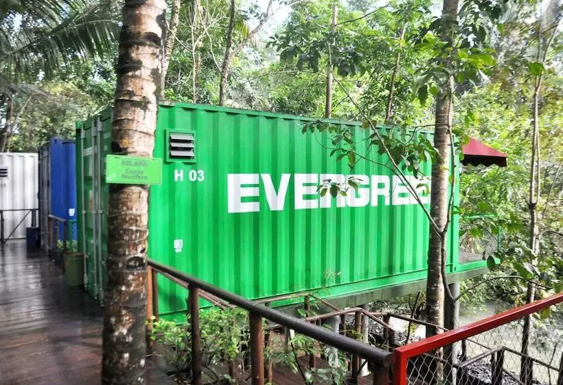 ホテル Hau Eco Lodges Citumang Pangandaran