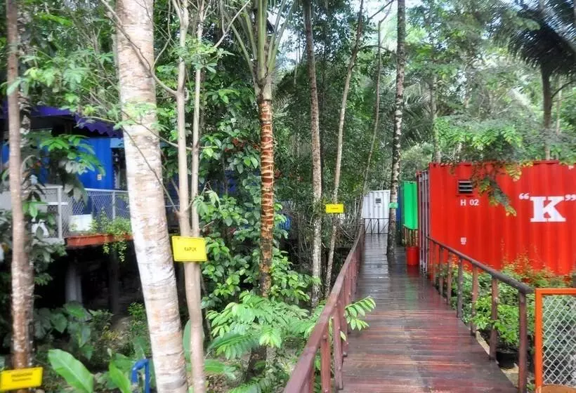 ホテル Hau Eco Lodges Citumang Pangandaran