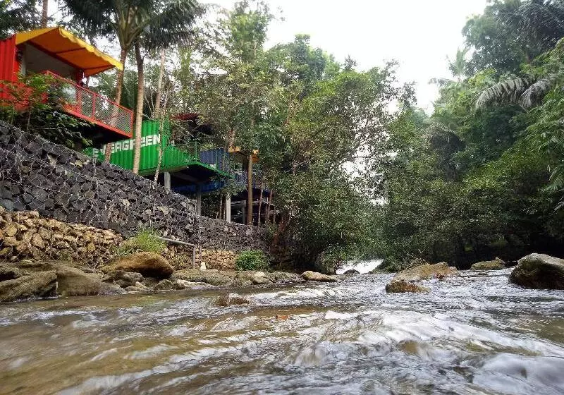 ホテル Hau Eco Lodges Citumang Pangandaran