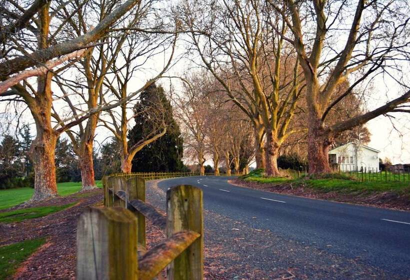 فندق Okoroire Hot Springs