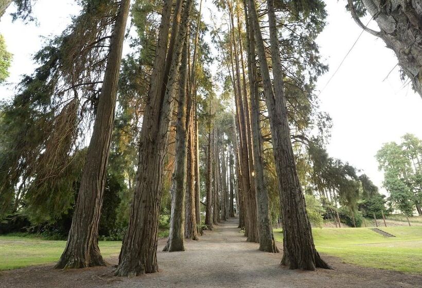 فندق Okoroire Hot Springs