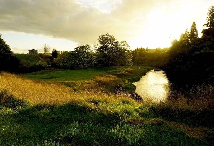 فندق Okoroire Hot Springs