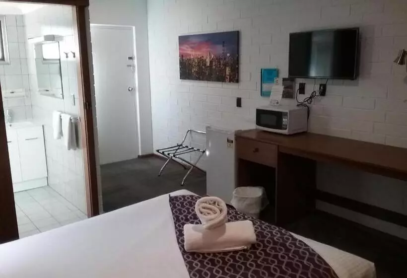 Hotelli Pooraka Motor Inn