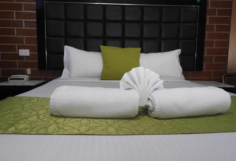 Hotel Pooraka Motor Inn