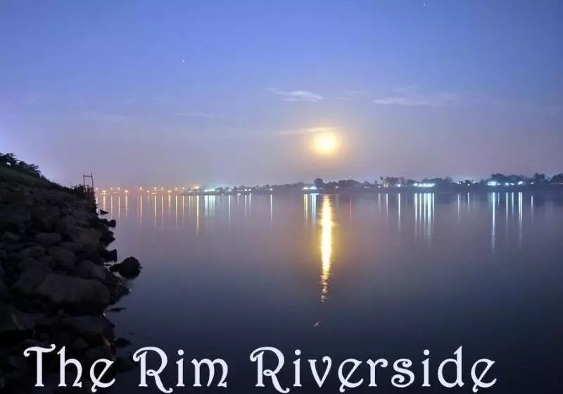 ホテル The Rim Riverside Guest House