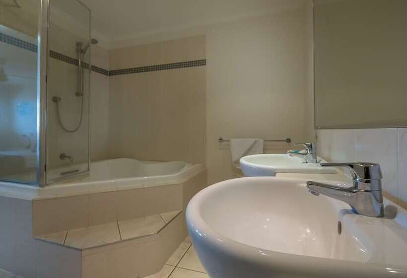 酒店 The Village At Burleigh Heads